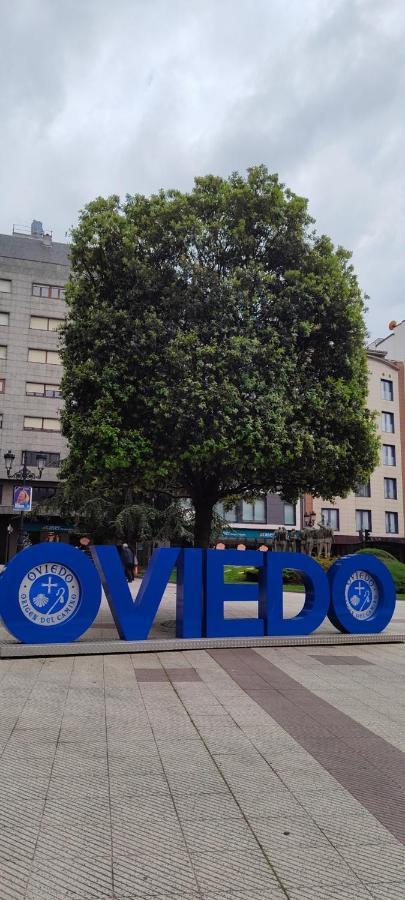 Ferienwohnung Oviedo Centro- Parking Gratuito Exterior foto